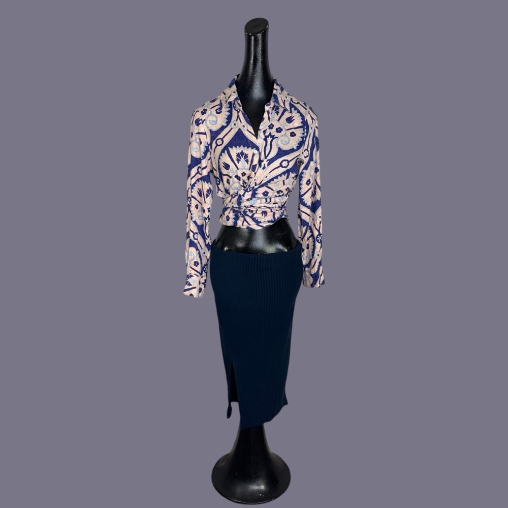 Christian Siriano New York linen blend tie-front blouse - Picture 2 of 12